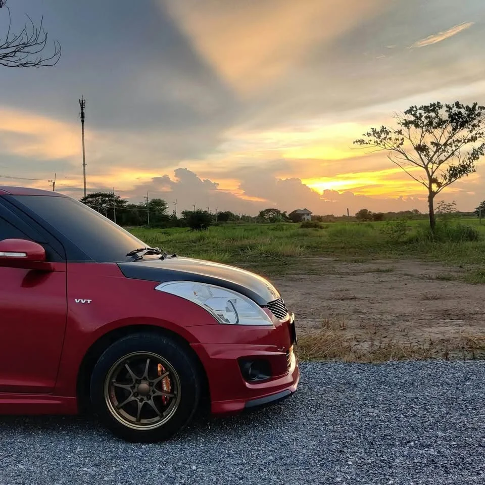 2013 Suzuki Swift II 3