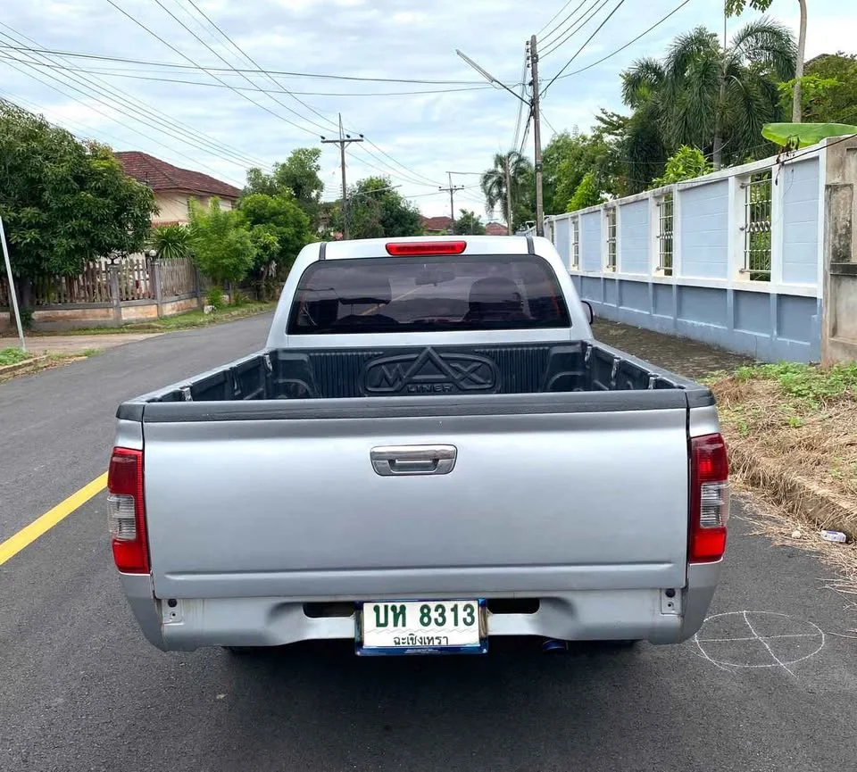 2006 Isuzu D-Max I 3