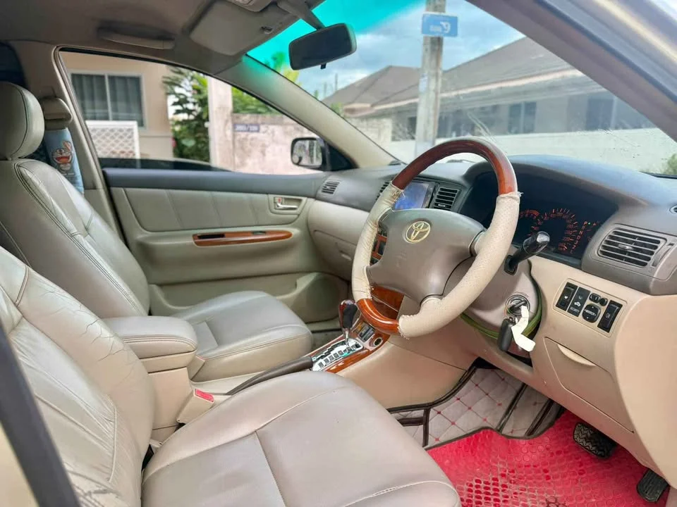 2002 Toyota Corolla Altis IX (E120) 2