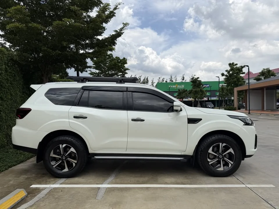 2022 Nissan Terra 3