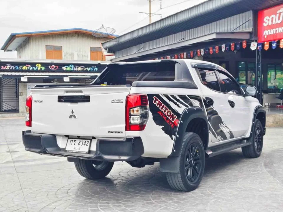 2019 Mitsubishi Triton V 2