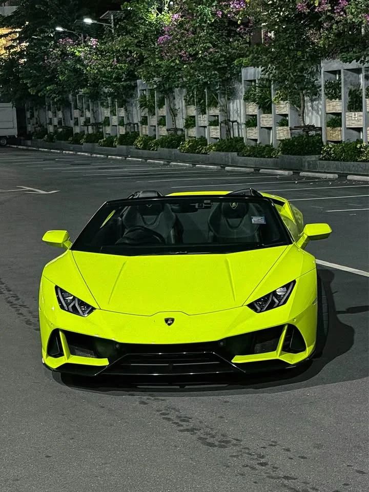 2021 Lamborghini Huracan 2