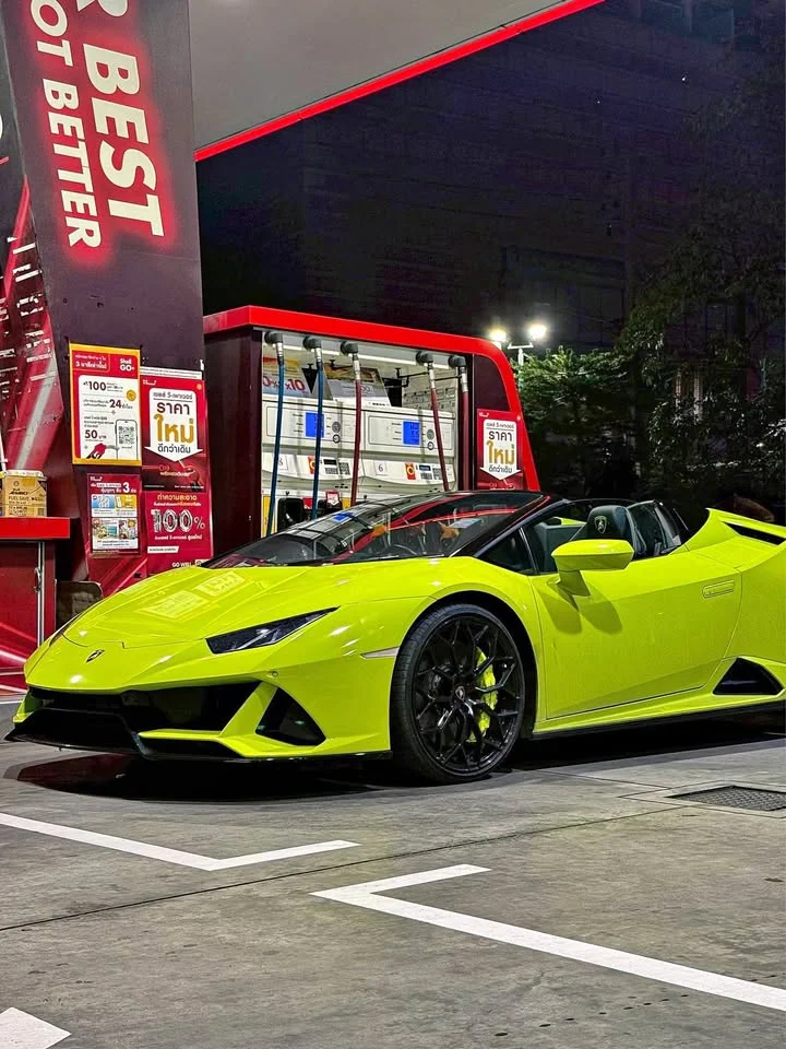 2021 Lamborghini Huracan 3