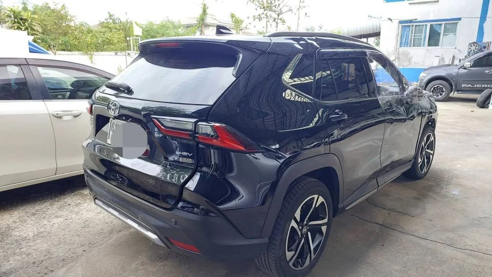 2025 Toyota Yaris Cross AC200 3