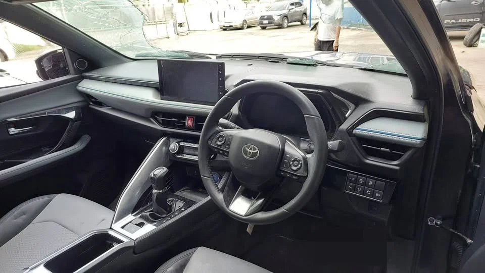 2025 Toyota Yaris Cross AC200 2