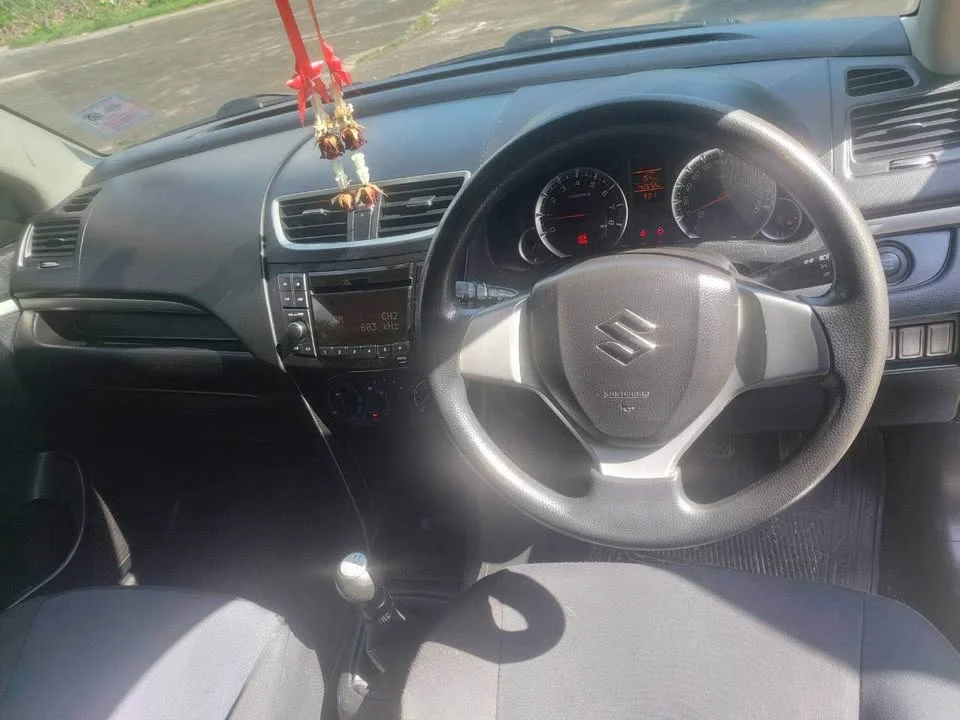 2014 Suzuki Swift II 3