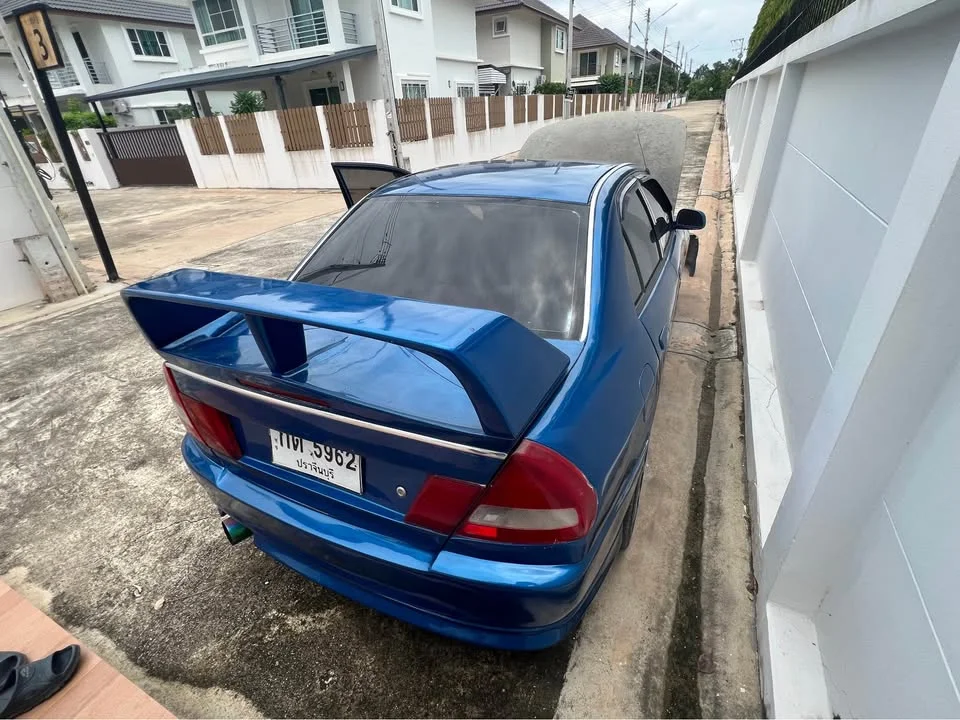 1998 Mitsubishi Lancer VII 2