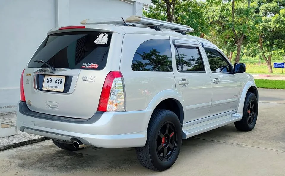 2007 Isuzu MU-7 2