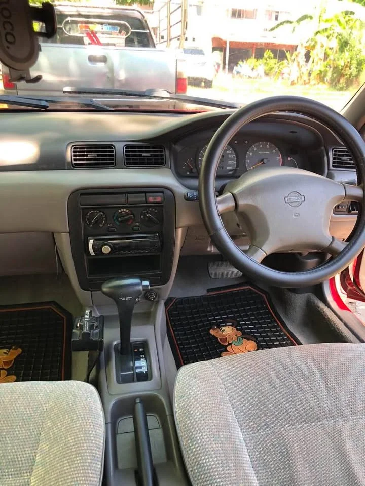 1996 Nissan Sunny IV 2