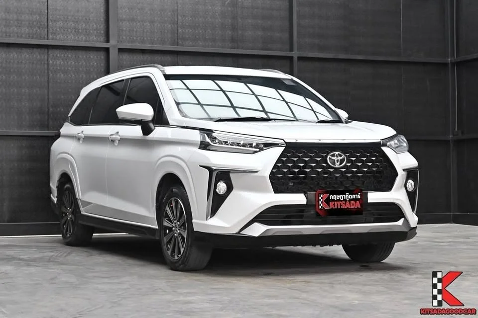 2022 Toyota Veloz III 2