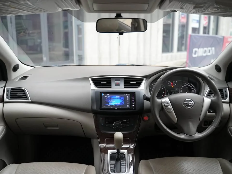 2018 Nissan Sylphy III (B17) 3