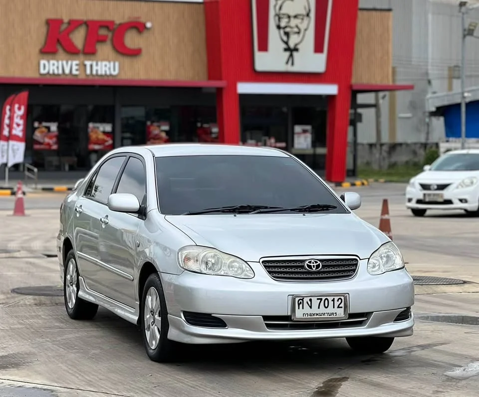 2004 Toyota Corolla Altis IX (E120) 3