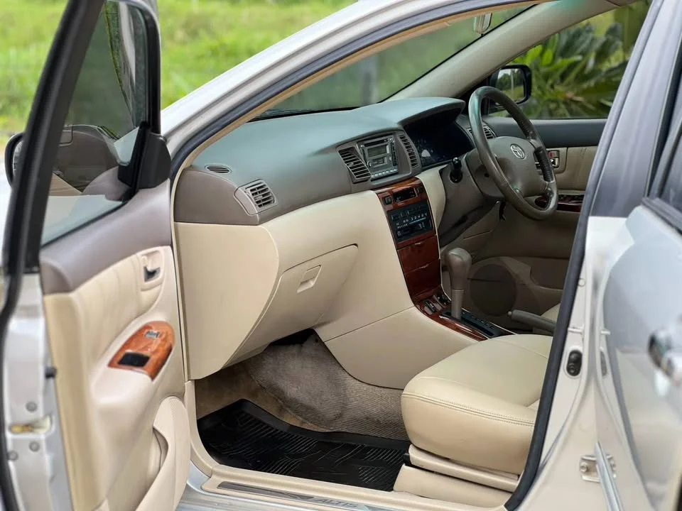 2004 Toyota Corolla Altis IX (E120) 2