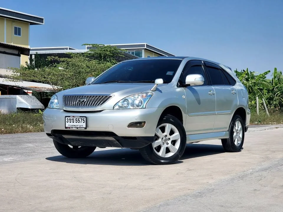 2005 Toyota Harrier II 3