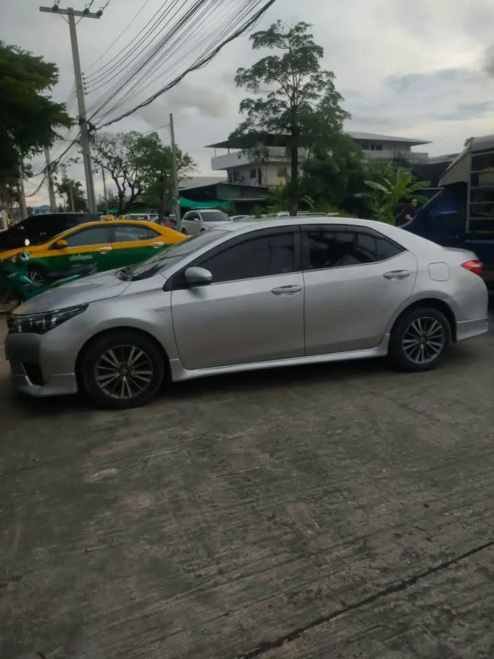 2014 Toyota Corolla Altis XI (E170) 2