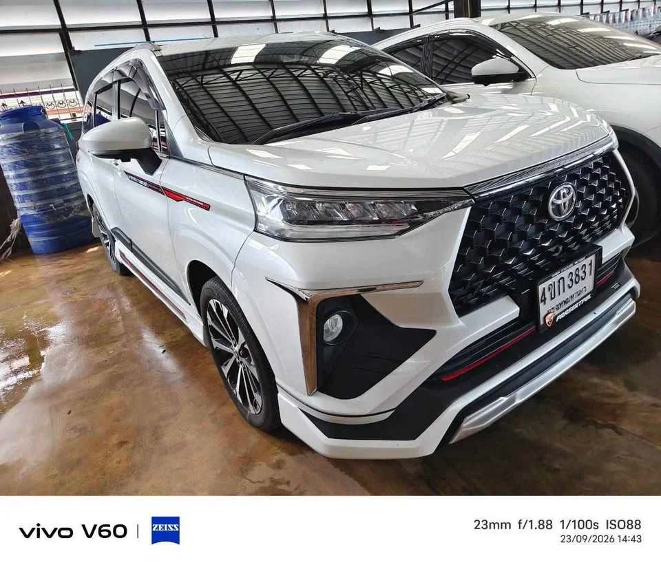 2023 Toyota Veloz III 3