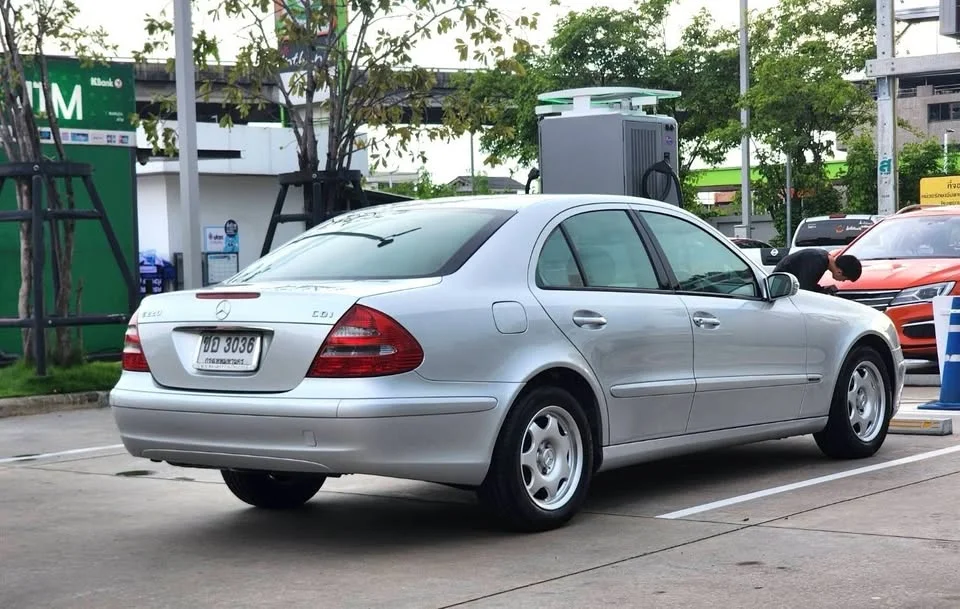 2005 Benz E-Class W211 2