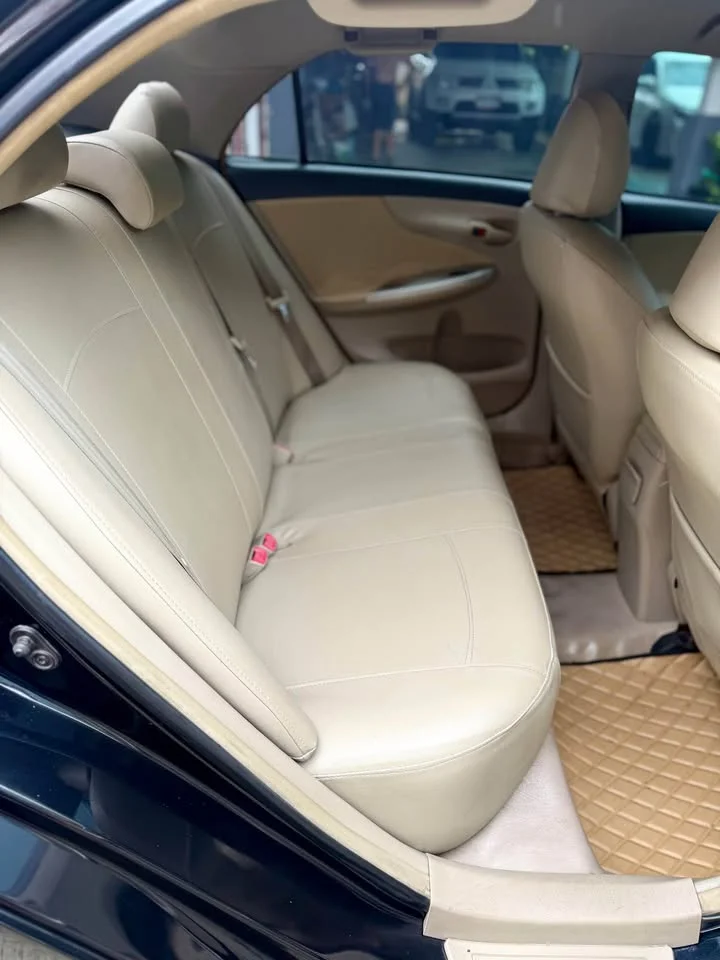 2012 Toyota Corolla Altis X (E140) 3