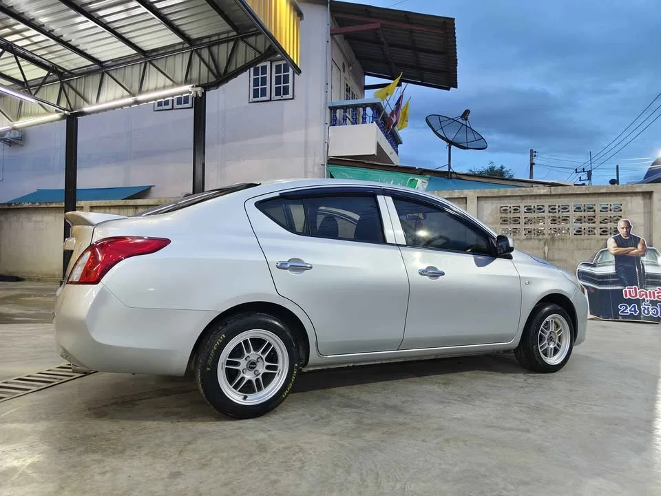 2011 Nissan Almera N17 3