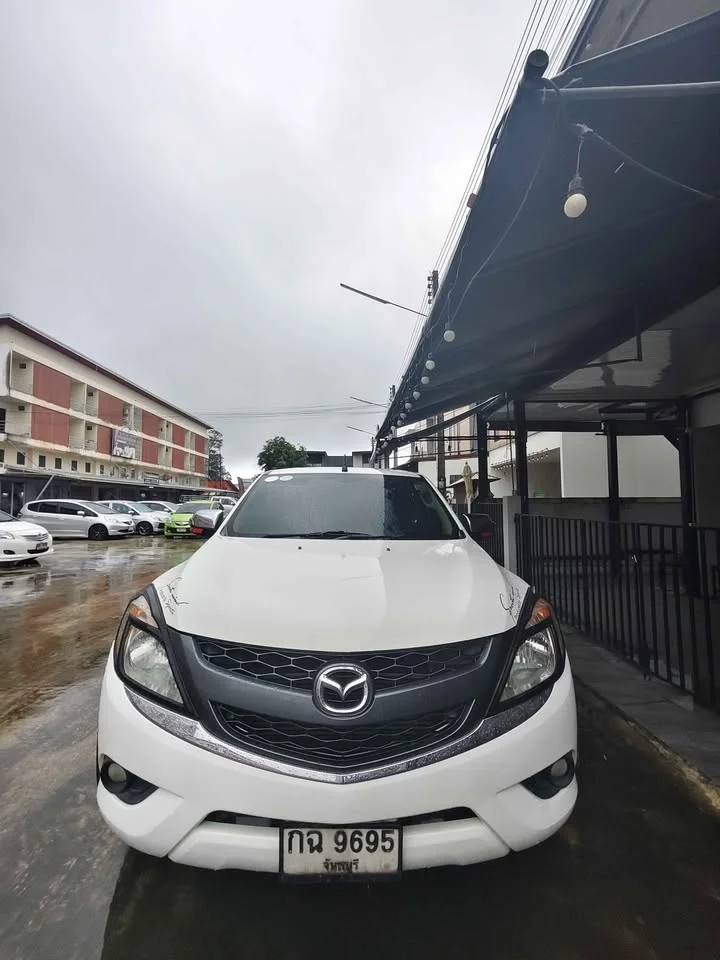2012 Mazda BT-Series II 3