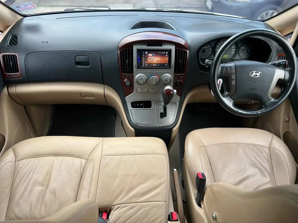 2011 Hyundai H-1 II 2