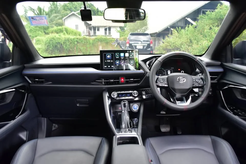 2023 Toyota Yaris Cross AC200 2
