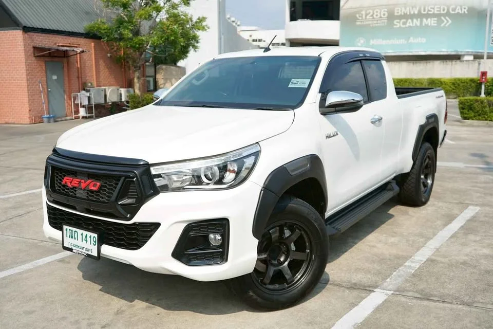 2018 Toyota Hilux VIII 3