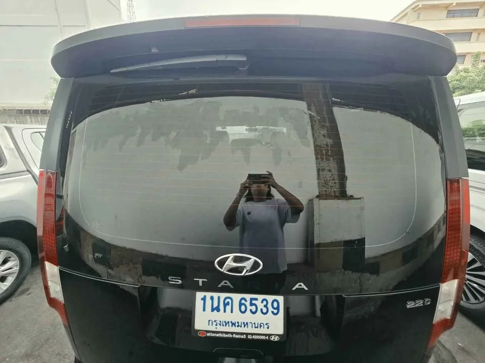 2021 Hyundai Staria US4 3