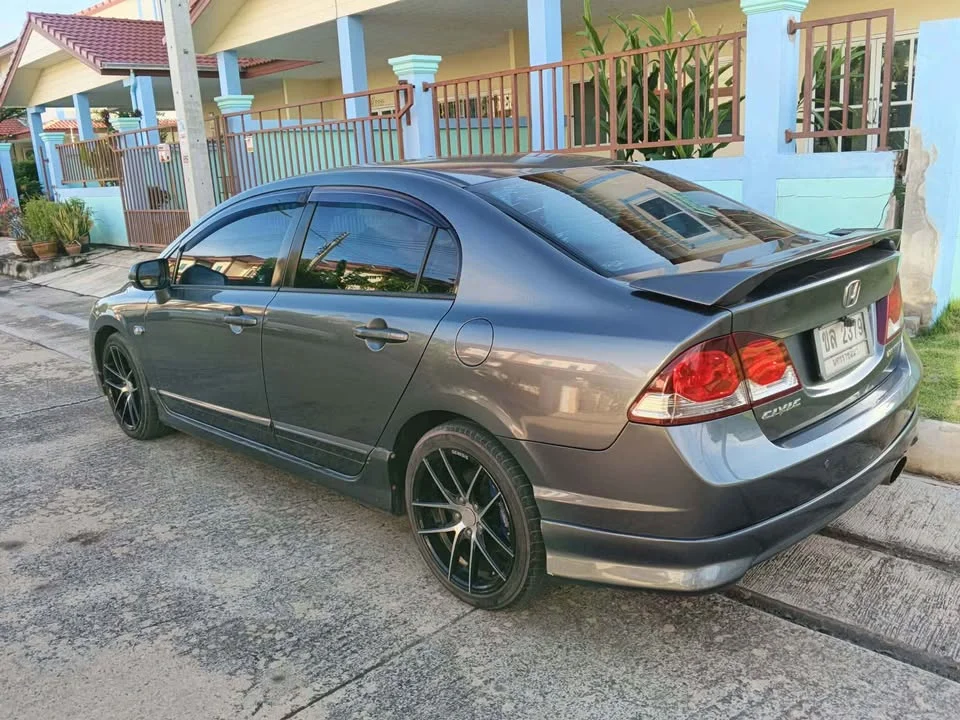 2010 Honda Civic VIII 2