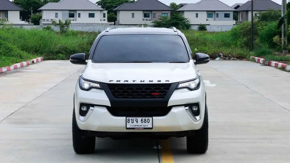 2019 Toyota Fortuner II 2
