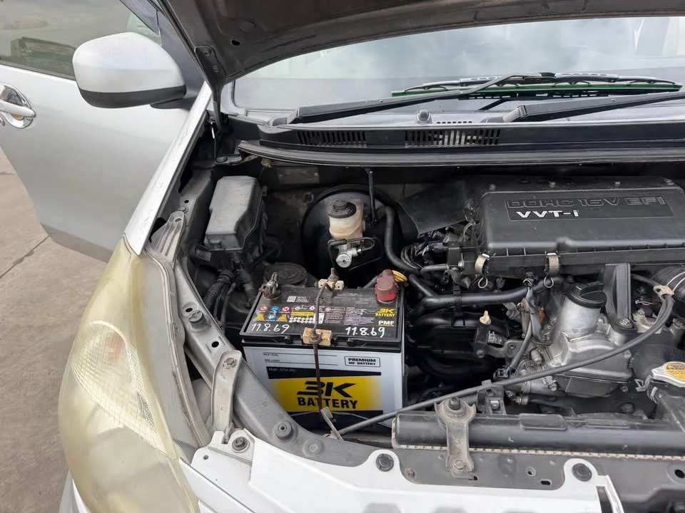 2012 Toyota Avanza II 2