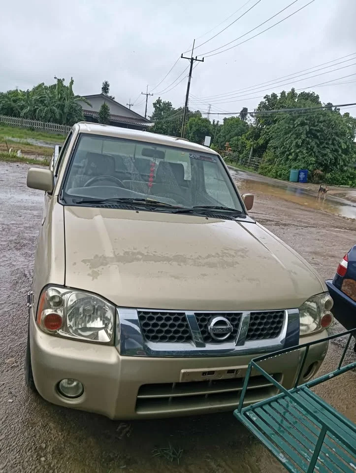 2004 Toyota Hilux Tiger VI 3