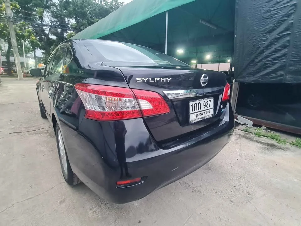 2013 Nissan Sylphy III (B17) 2