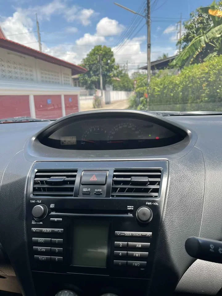 2010 Toyota Vios II 3