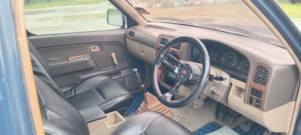 2005 Nissan Frontier I 2
