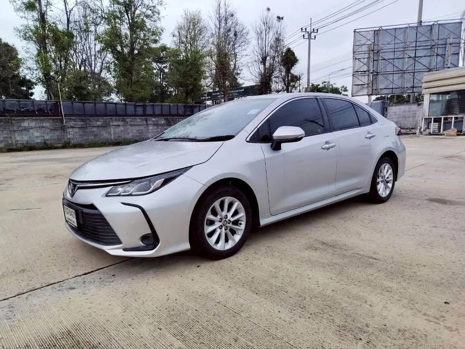 2020 Toyota Corolla Altis XII (E210) 3