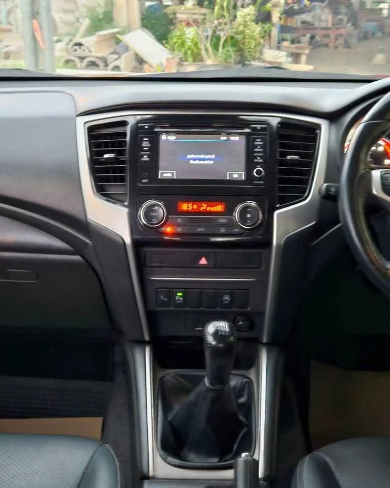 2019 Mitsubishi Triton V 2