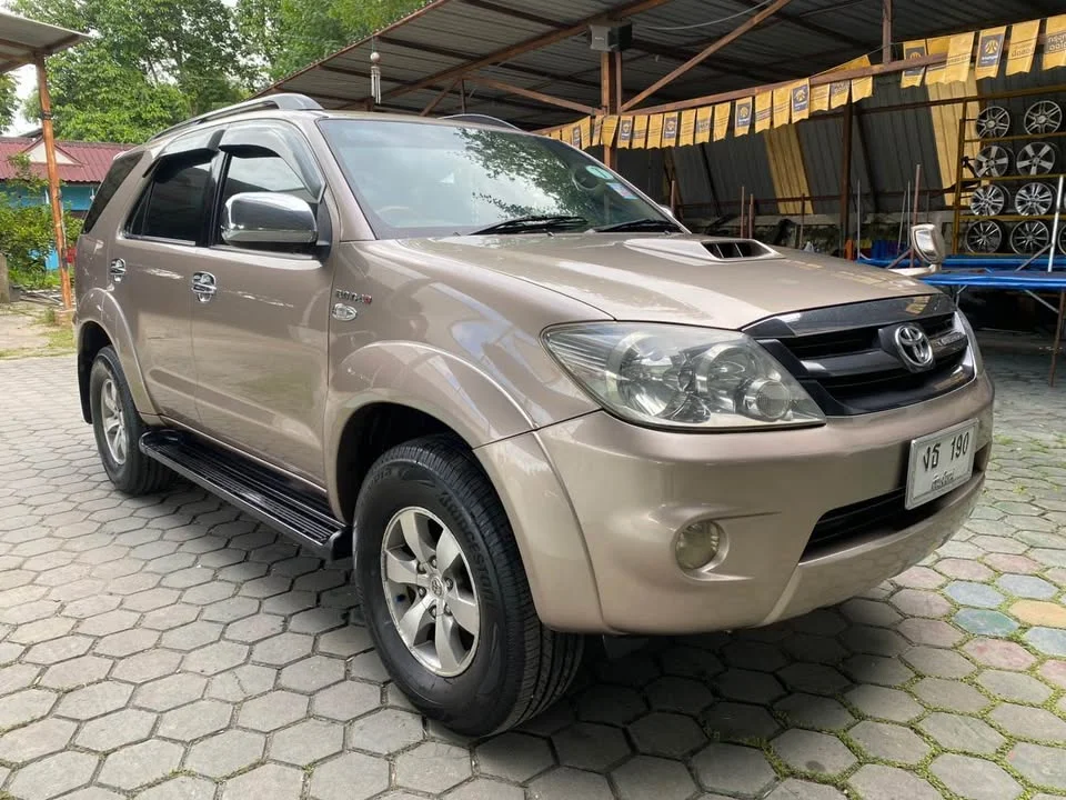 2007 Toyota Fortuner I 2