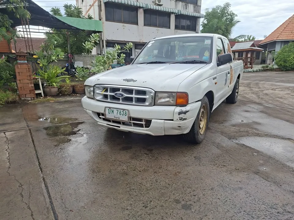 2002 Mazda 2500 Fighter V 2