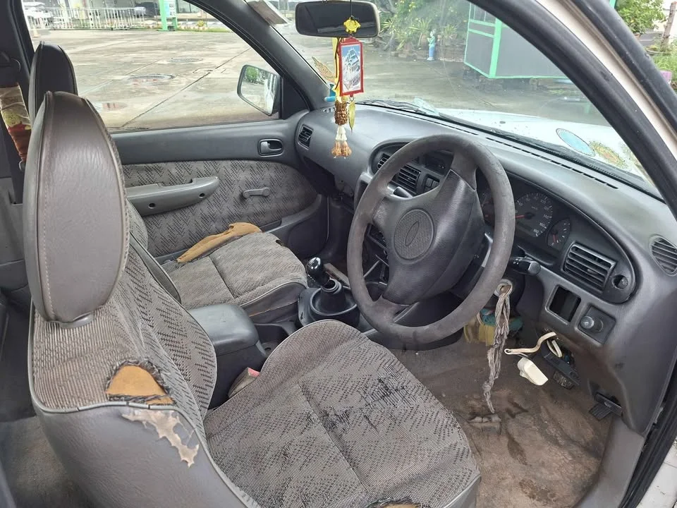 2002 Mazda 2500 Fighter V 3