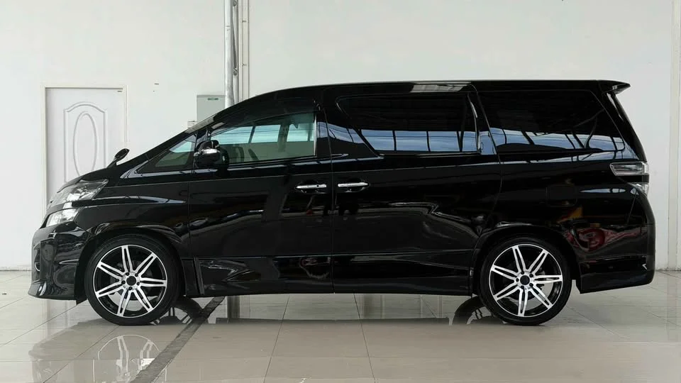 2013 Toyota Alphard, Vellfire II (AH20) 3