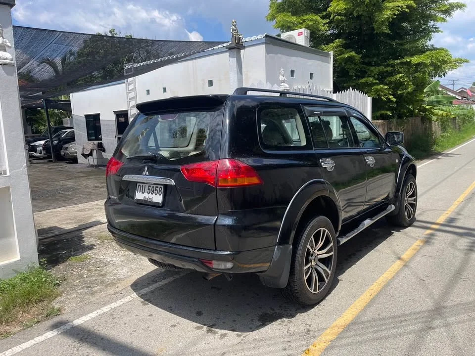 2009 Mitsubishi Pajero Sport II 2