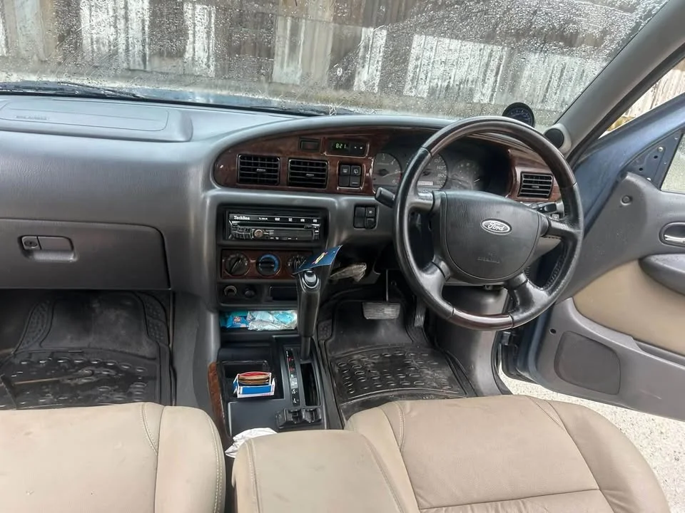 2004 Ford Everest I 2