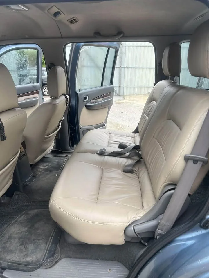 2004 Ford Everest I 3