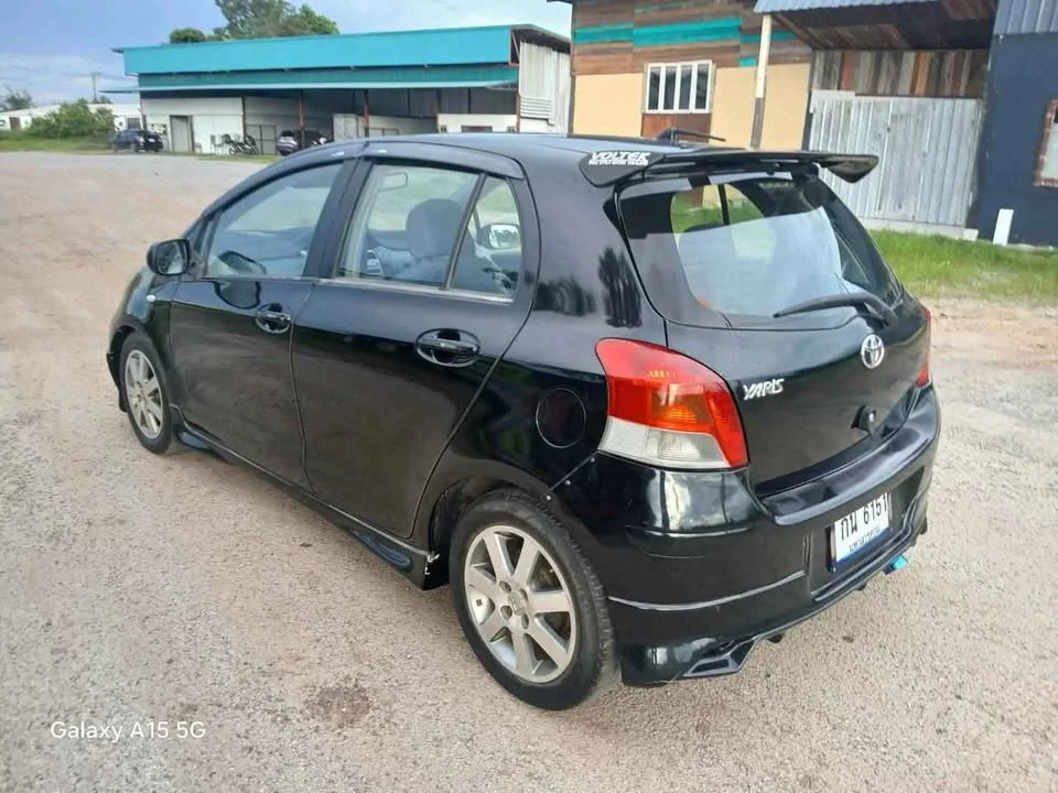2009 Toyota Yaris II 3
