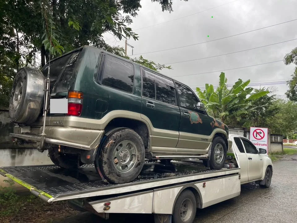 1997 Isuzu Trooper II 2