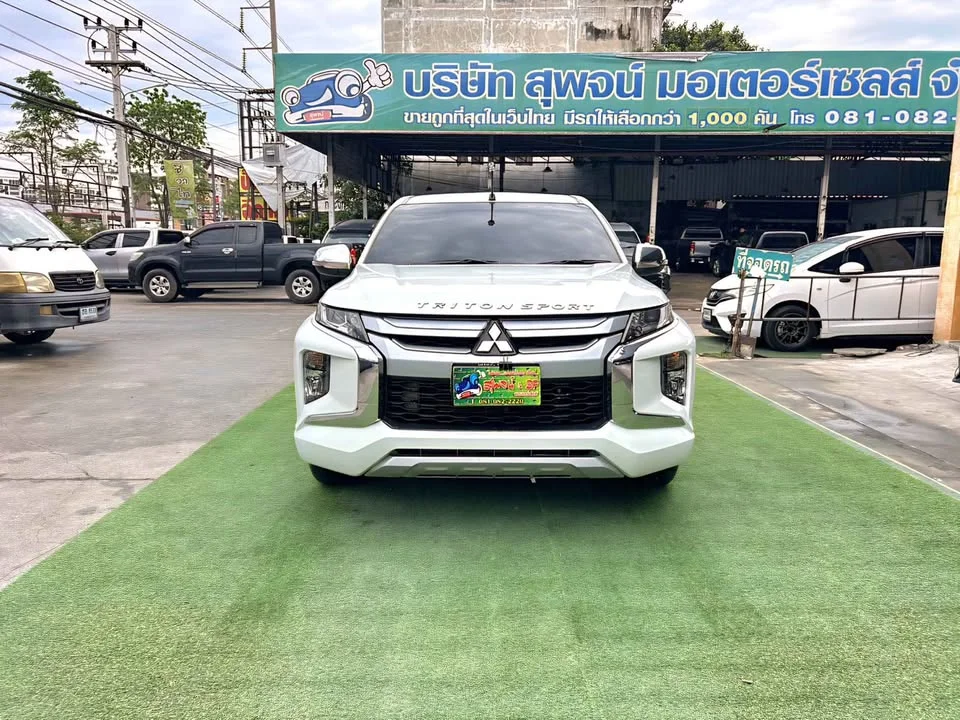 2022 Mitsubishi Triton V 2