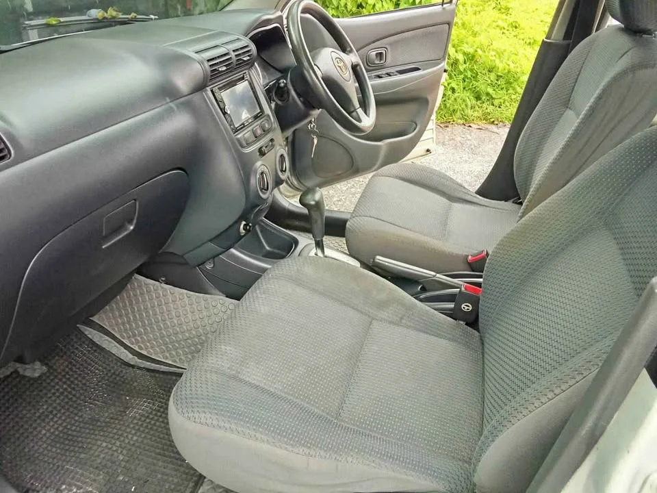 2005 Toyota Avanza I 3