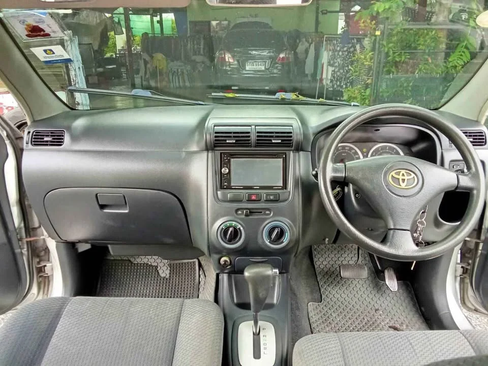 2005 Toyota Avanza I 2