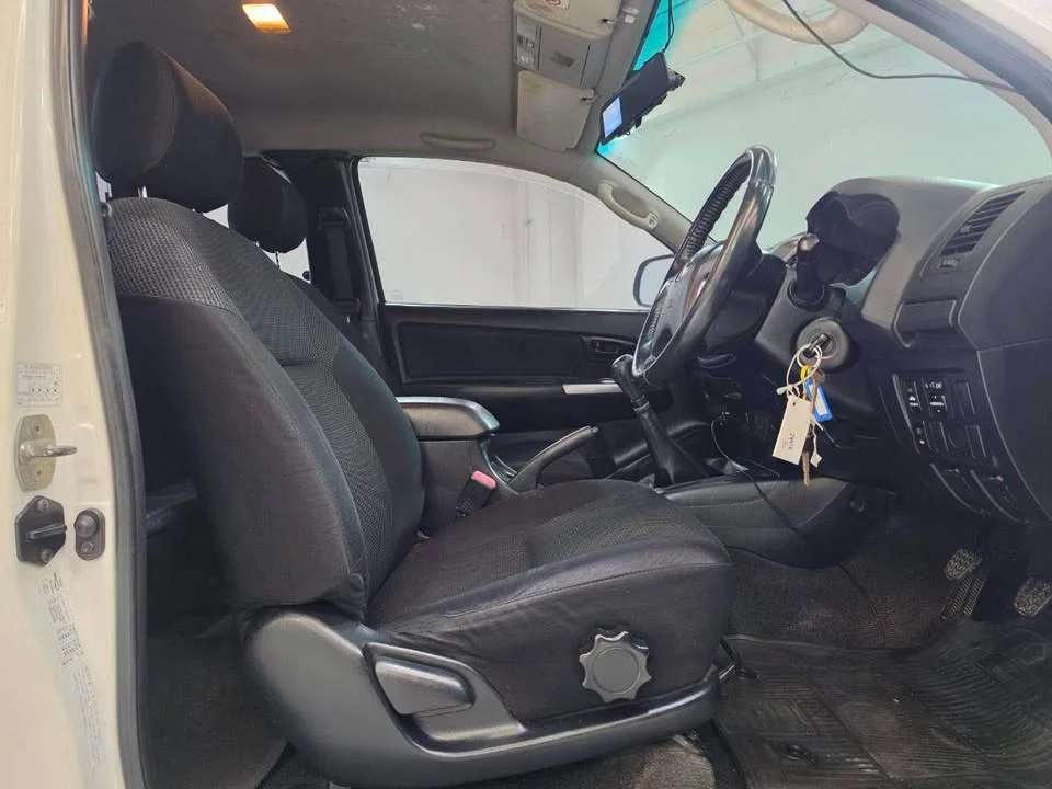 2015 Toyota Hilux VII 3